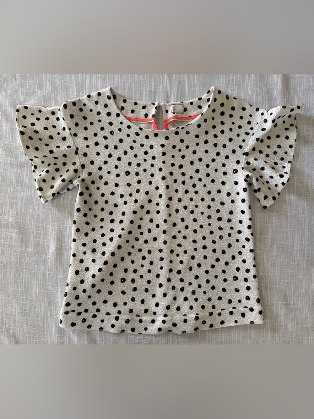 Postmark White Polka Dot Flutter Sleeve Top with flutter sleeves M